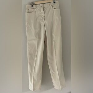 St. John Sport Pants in a sophisticated cream hue
